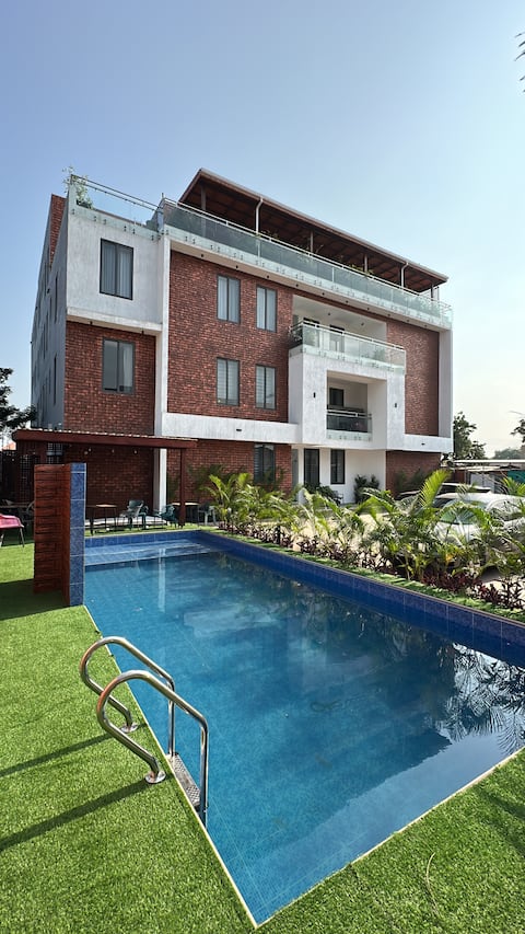 Gym/pool/central/east Legon/airport/perfect road