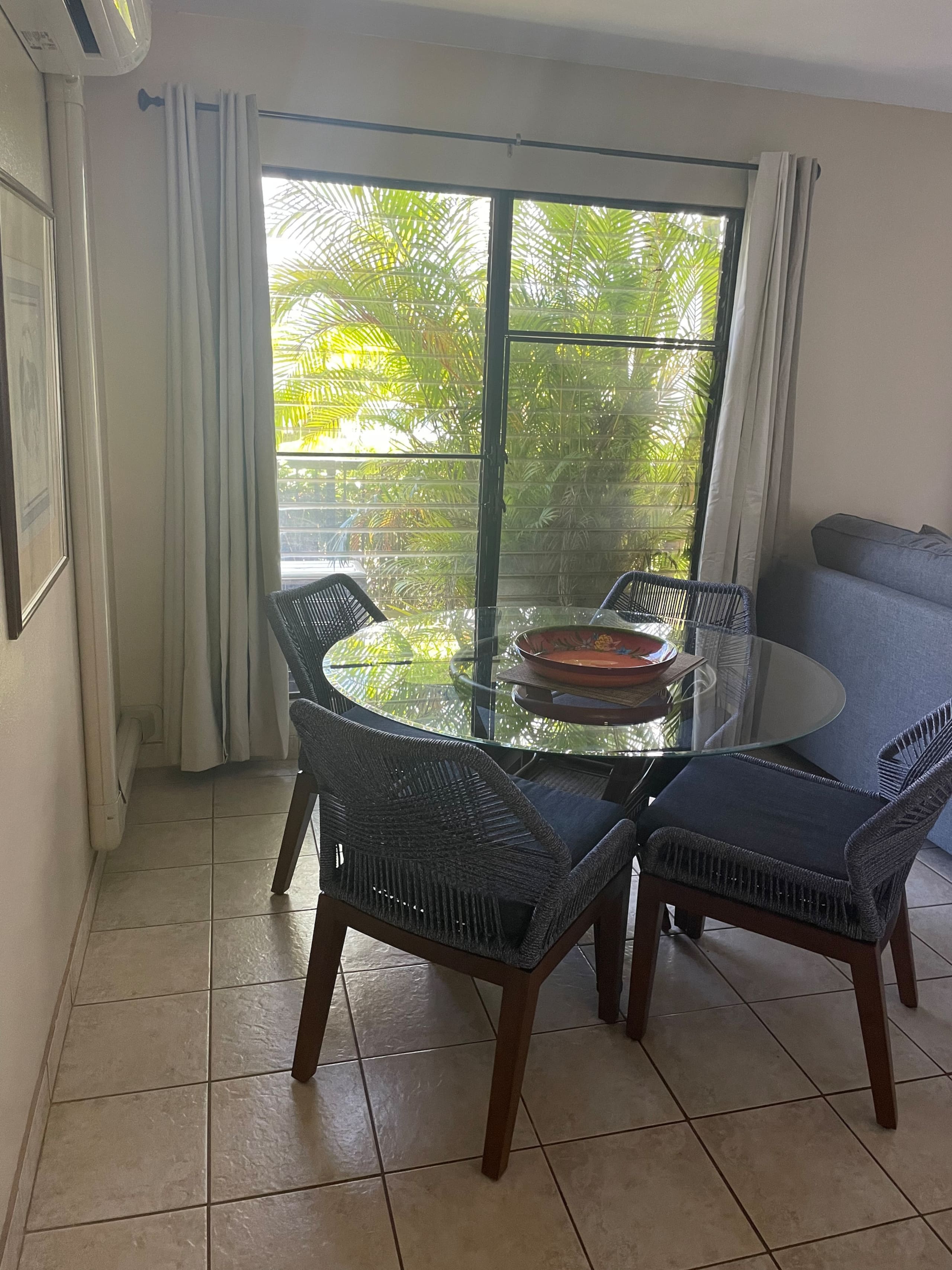 Condo in Kihei · ★4.7 · 1 bedroom · 2 beds · 1 private bath - Image 3