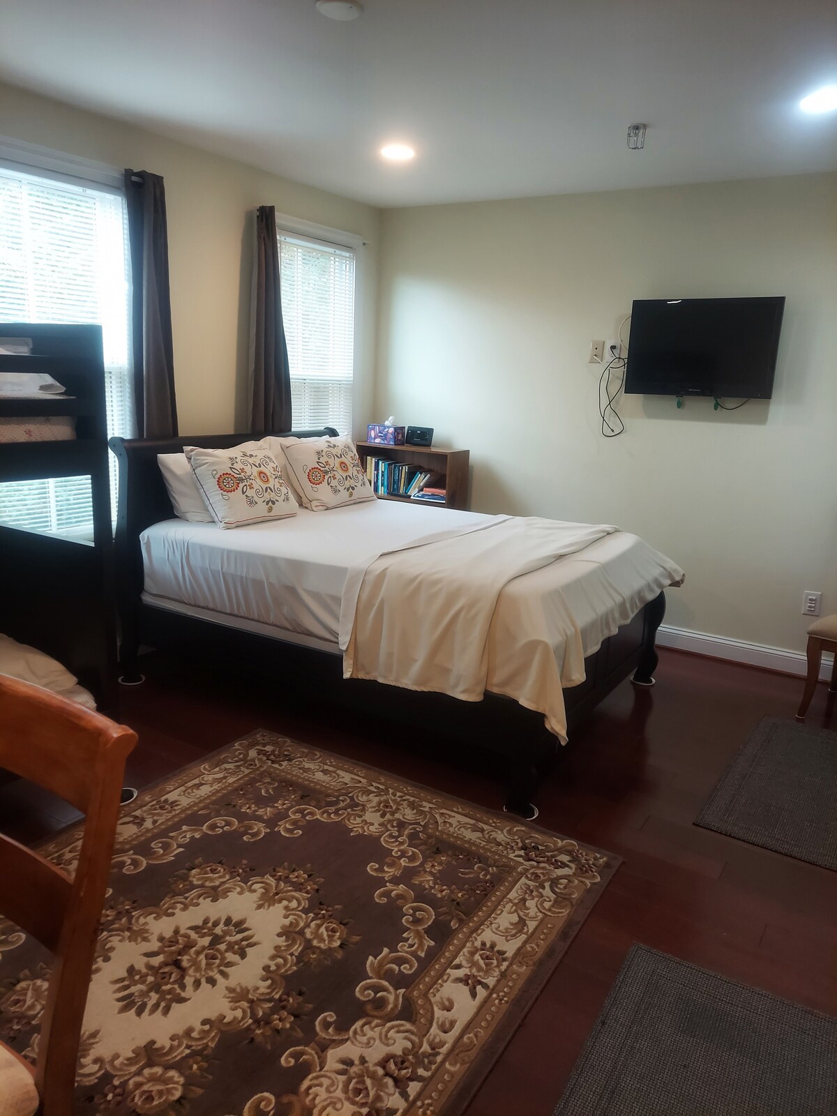 საძინებელი 2