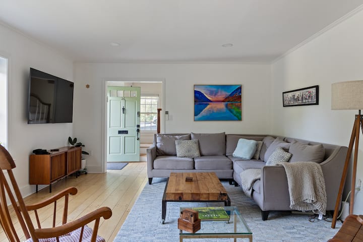 Burlington Retreat Near Uvm/lake Champlain + Sauna - Shelburne, VT