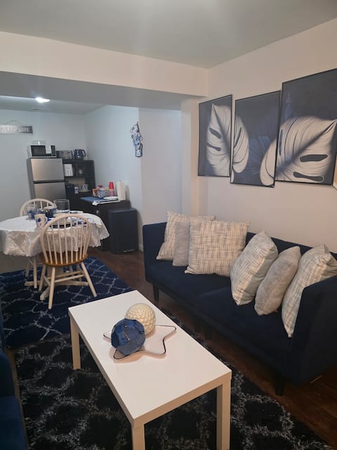 Cozy 2BR Apt | Kitchenette + WiFi | Near Hospitals