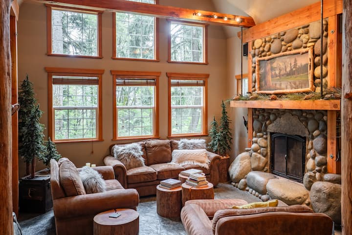 The Cabin - Ashford, WA