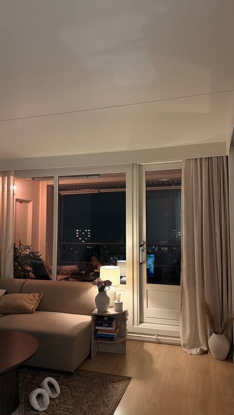Top Airbnb: Top floor apartment - View & Sunset in Grorud