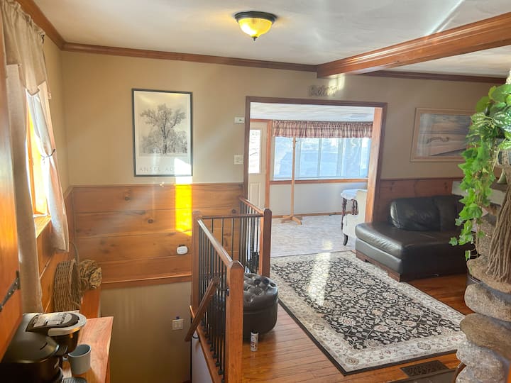 Little Red Lake House - Castaway Island, Salem