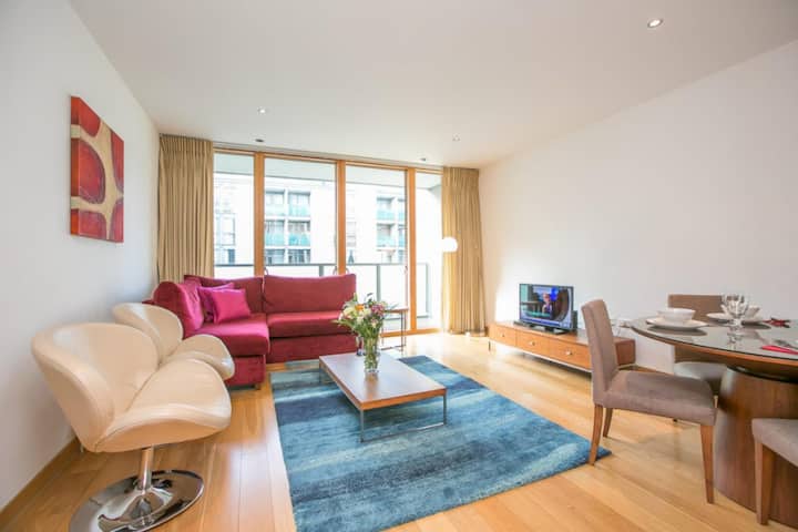Near Dublin Port 3 Bedroom Apartment With Heating - Dublin