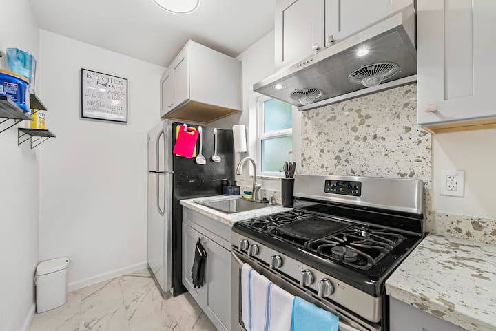 Stylish Private Rm W/ac & Projector | Parking - San José, Estados Unidos