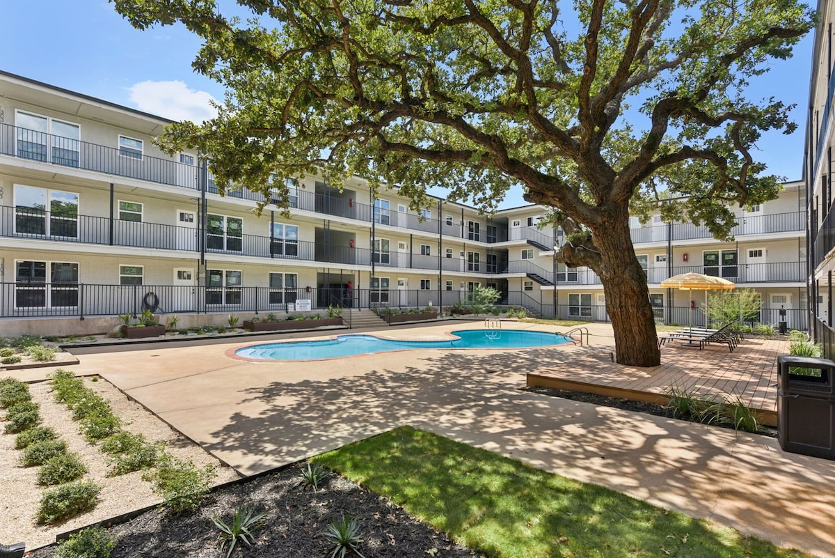 Modern, Central Austin Apt | Fully Equipped