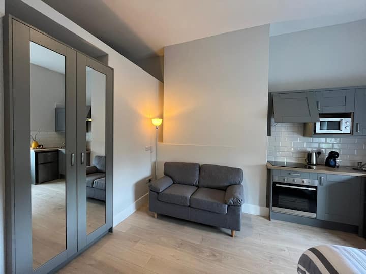 Lury's Studio Apartment - Malahide