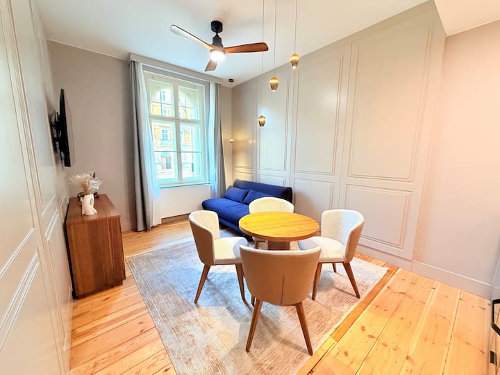 Family Apartment • 1br • Up To 4 Guests - Potsdam