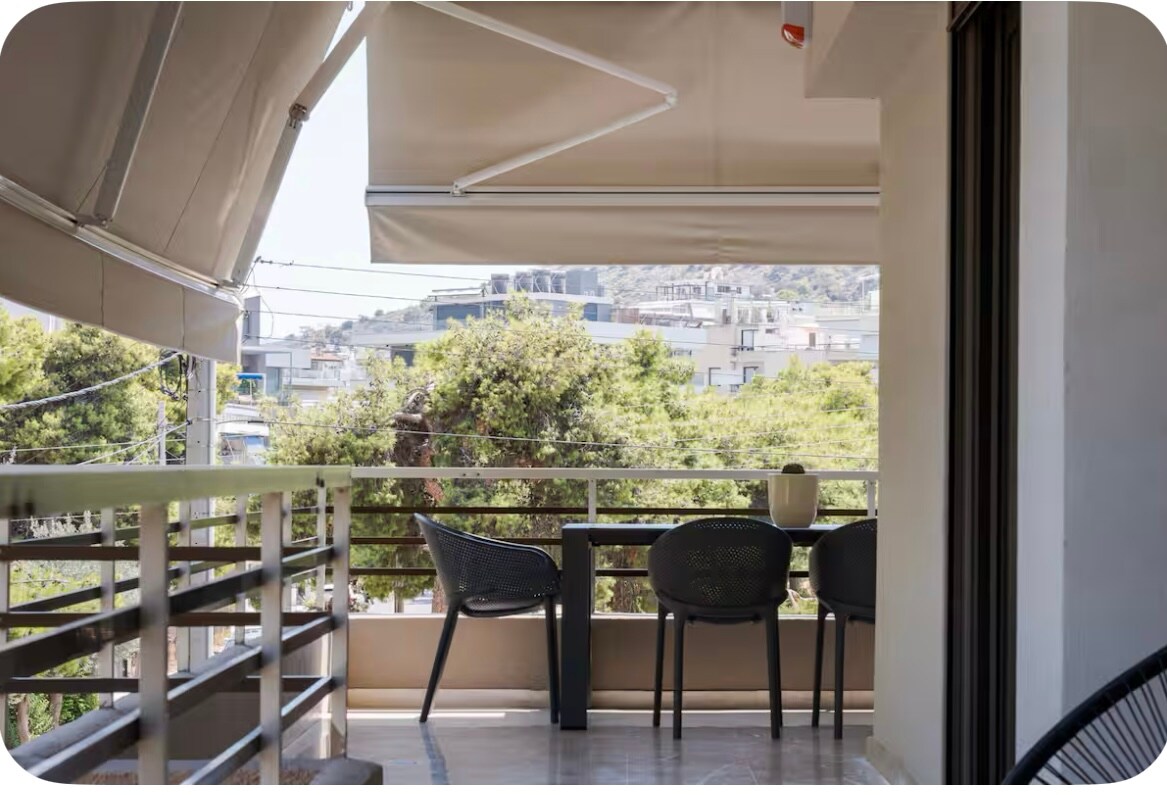 Aqua Vista Athenian Riviera Cozy Residence II — Apartament — închiriere de vacanță în Vari, Greece, Atena, Grecia — fotografia 3 a proprietății | Aqua Vista Rentals