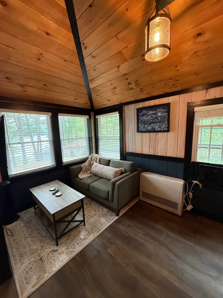 Lavish Little Lodge - Echo Lake State Park, North Conway