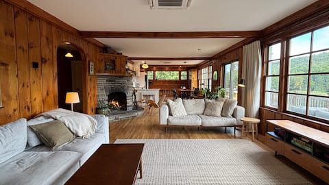 Lakefront lodge+movie+skiing+Bethel Woods