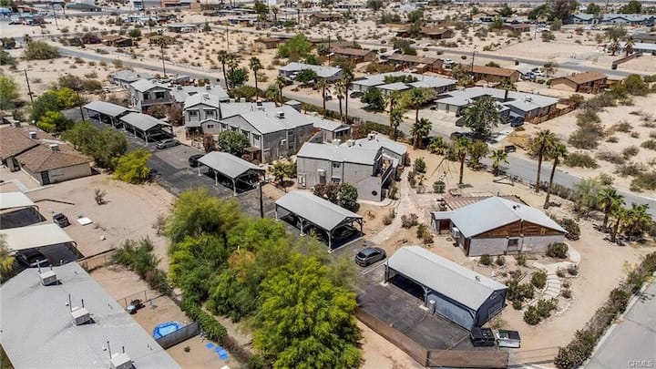 Sunny One Bedroom Retreat - Twentynine Palms, CA