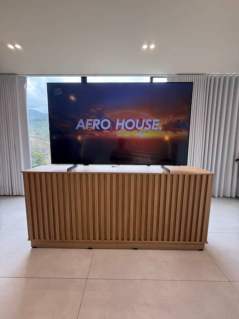 Top performing Airbnb: Exclusive loft with a unique view in Patio Bonito