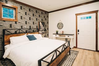 Bedroom 2 – King