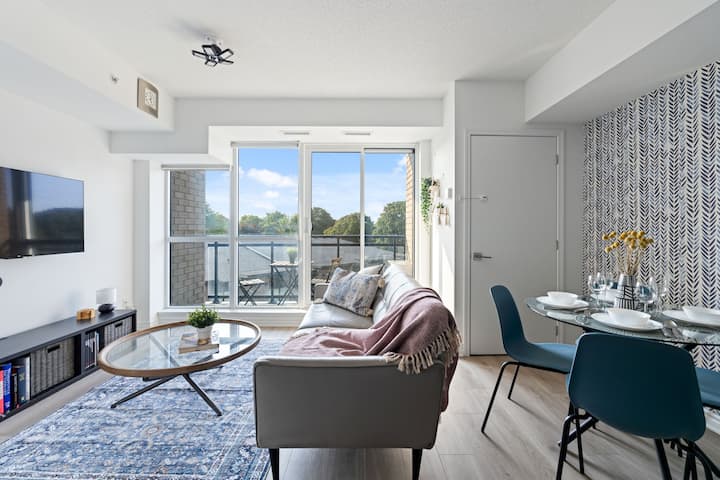 Scarborough | Parking | Hwy401 Access | Zoo & Uoft - Pickering