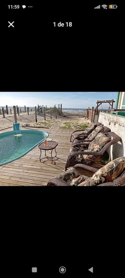 Excellent house, on the sand!