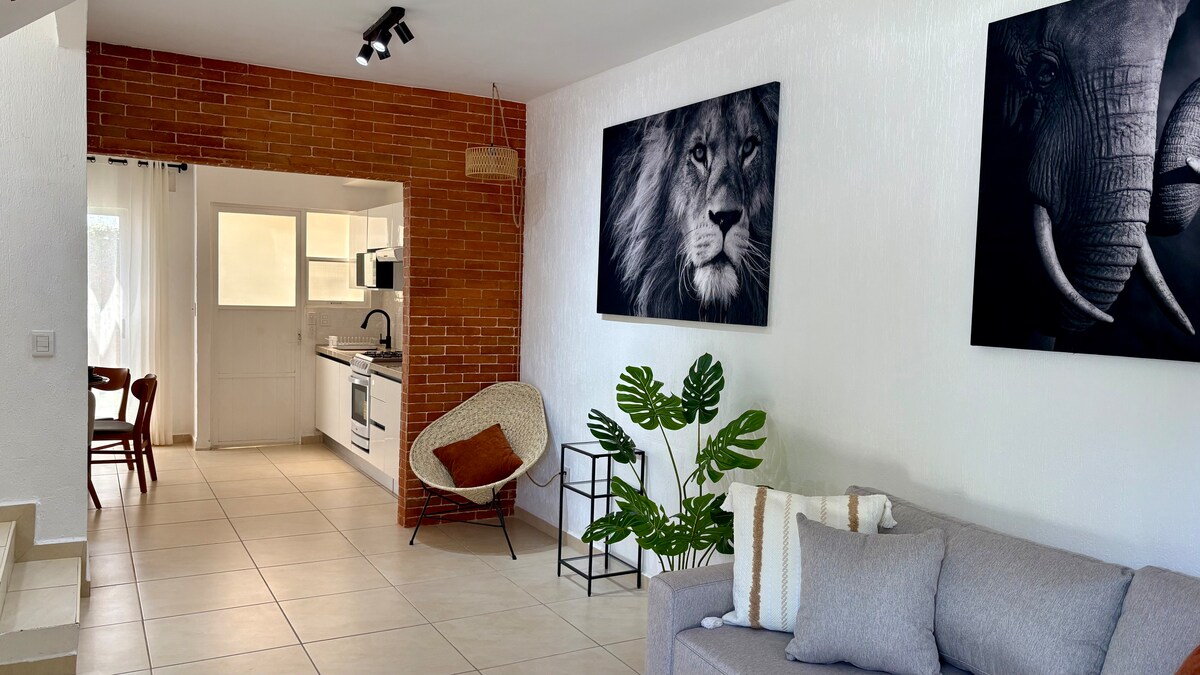 Airbnb con mejor rendimiento: Beautiful and comfortable house overlooking the pool en Supermanzana 332