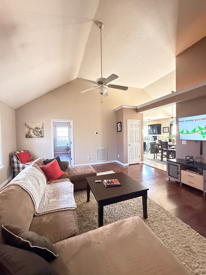 3br Peaceful Home With Large Yard & Deck Near I-77 - 록 힐
