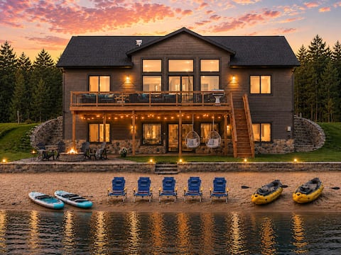 Sunset Lake Escape, Beachfront, Dog Friendly