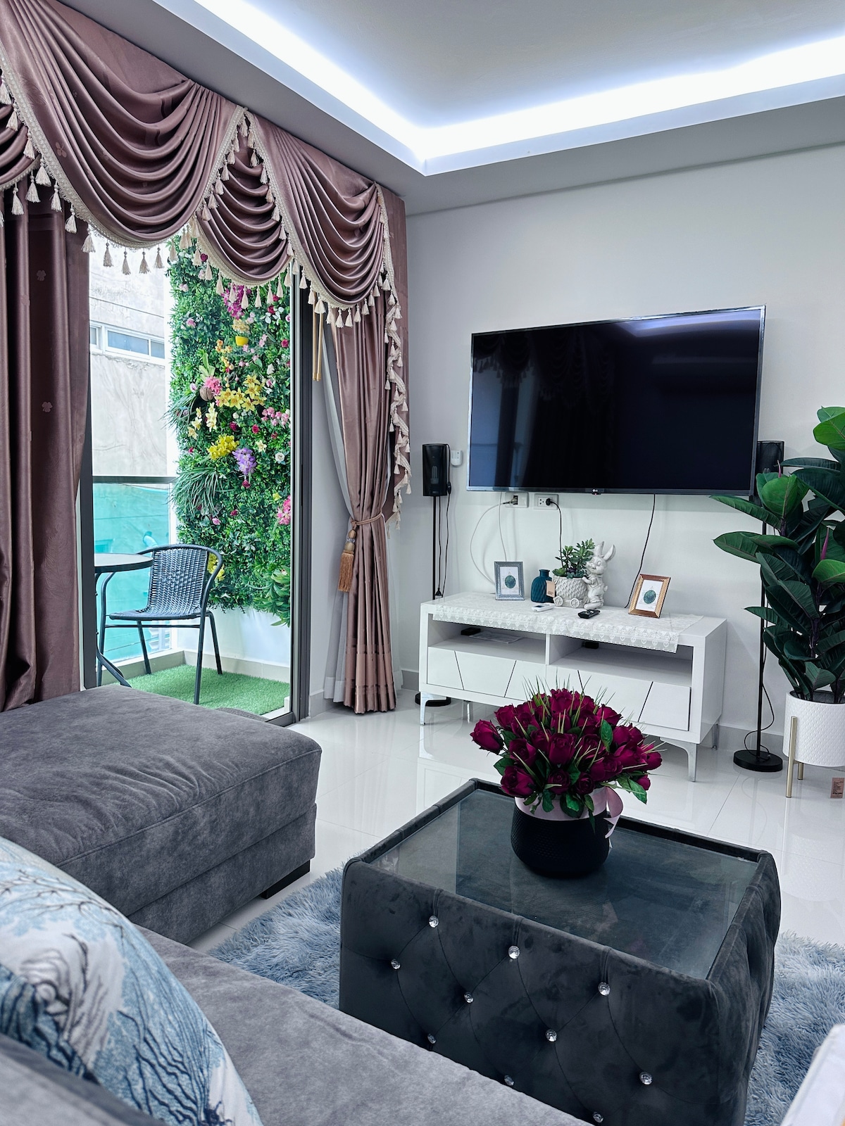 მისაღები სივრცე