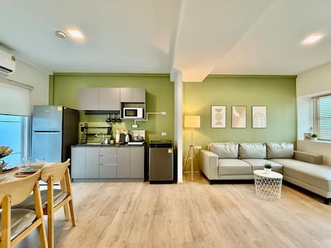 Nirin: Serene 2 Beds Townhome near Mega Bangna