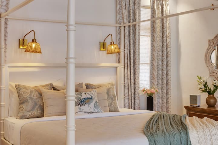 Bedroom 3 image 3