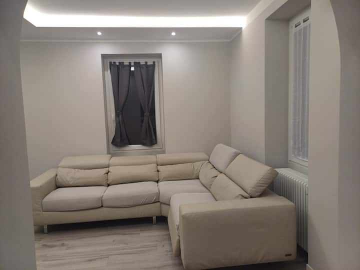 Appartamento In Villa - Sanremo