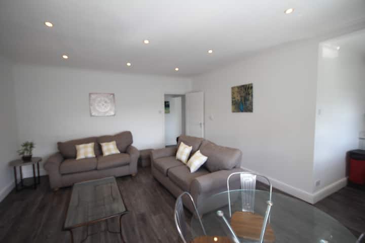 Isleworth Place - Apt. D - Kingston University London Kingston Hill Campus