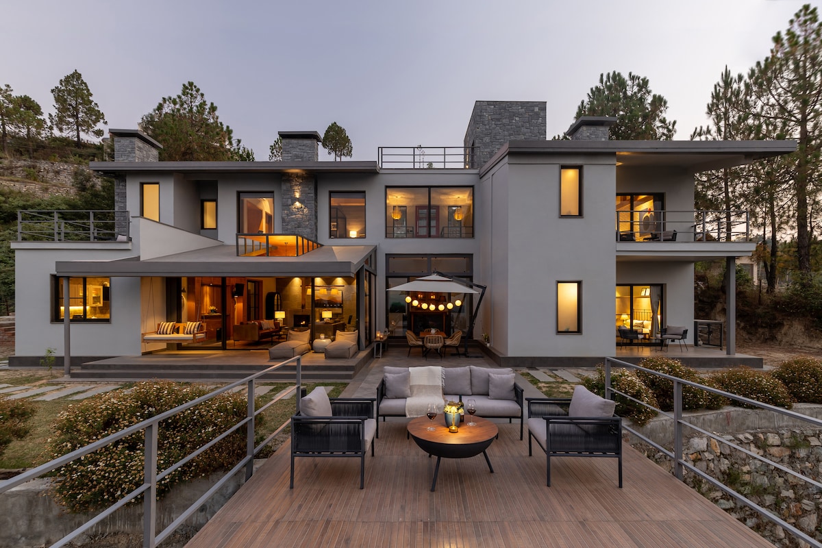N*引様 House on the Hill S/S Tee ballet 80 The Sky House, Sitla - Houses for Rent in Seetla, Uttarakhand