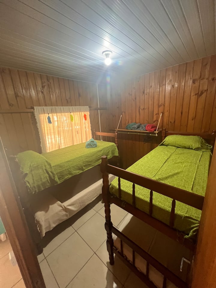 غرفة النوم 2