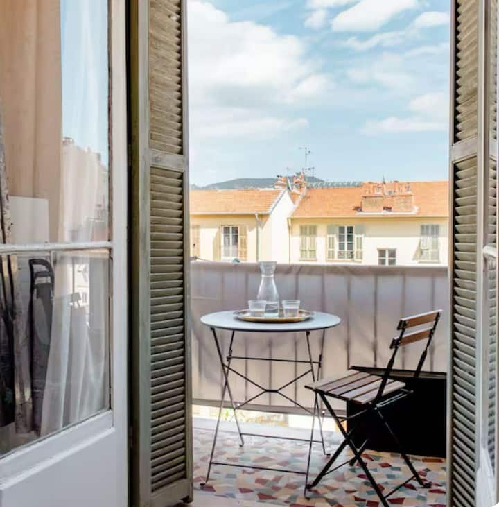 Room In Nice Liberation Near The Train Station - Nice