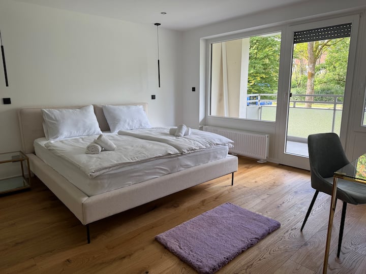 Moderne Wohnung Mit Terrasse In Solln - München