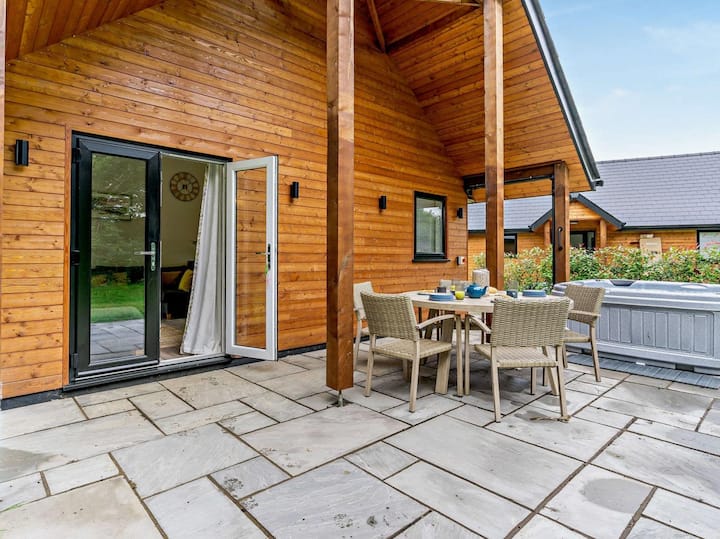 3 Bed In Swansea (Oc-91729) - The Mumbles