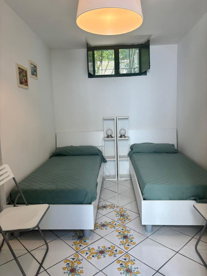 Спална соба 2