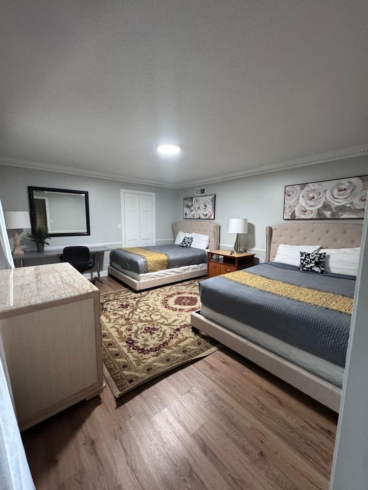 მისაღები ოთახი 2