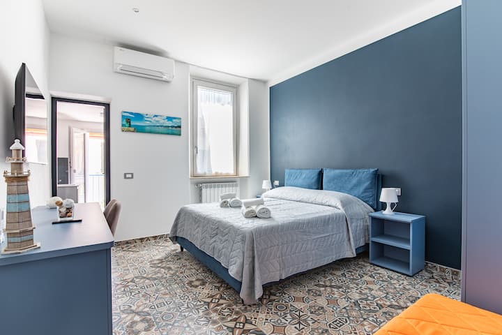 Libeccio - Room With Private Bathroom And Frigobar - Viareggio