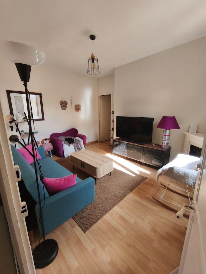 Chambre "En Voyage" Avec Lit 160 - Salies-de-Béarn