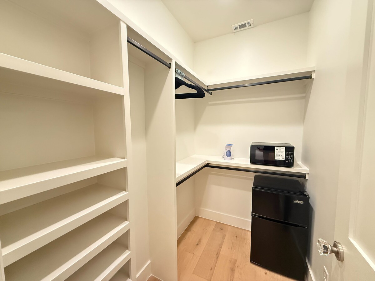 Luxury Guest Suite · Walk-in Shower · Cozy Patio
