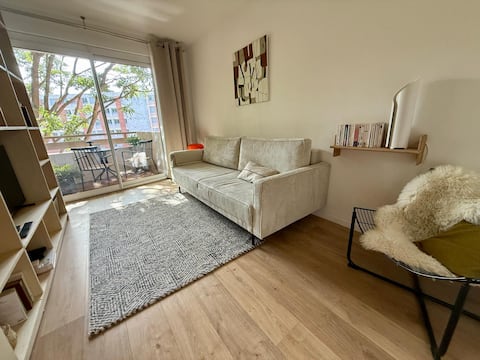 Airbnb performant: Apartment in the city center/balcony/close to the Garonne à Amidonniers / Compans Caffarelli / Brouardel