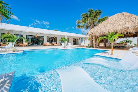 NEW 7-Bed 6 Bath Pool 5-min to Beach by Bocobay