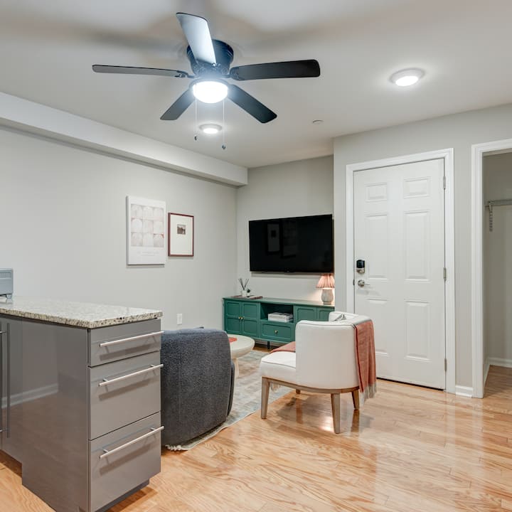 Cozy 1bd In The Heart Of Rittenhouse Square - Philadelphia, PA