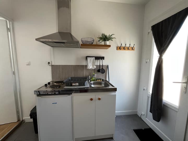 Studio En Plein Cœur Du Bourg. - Trignac