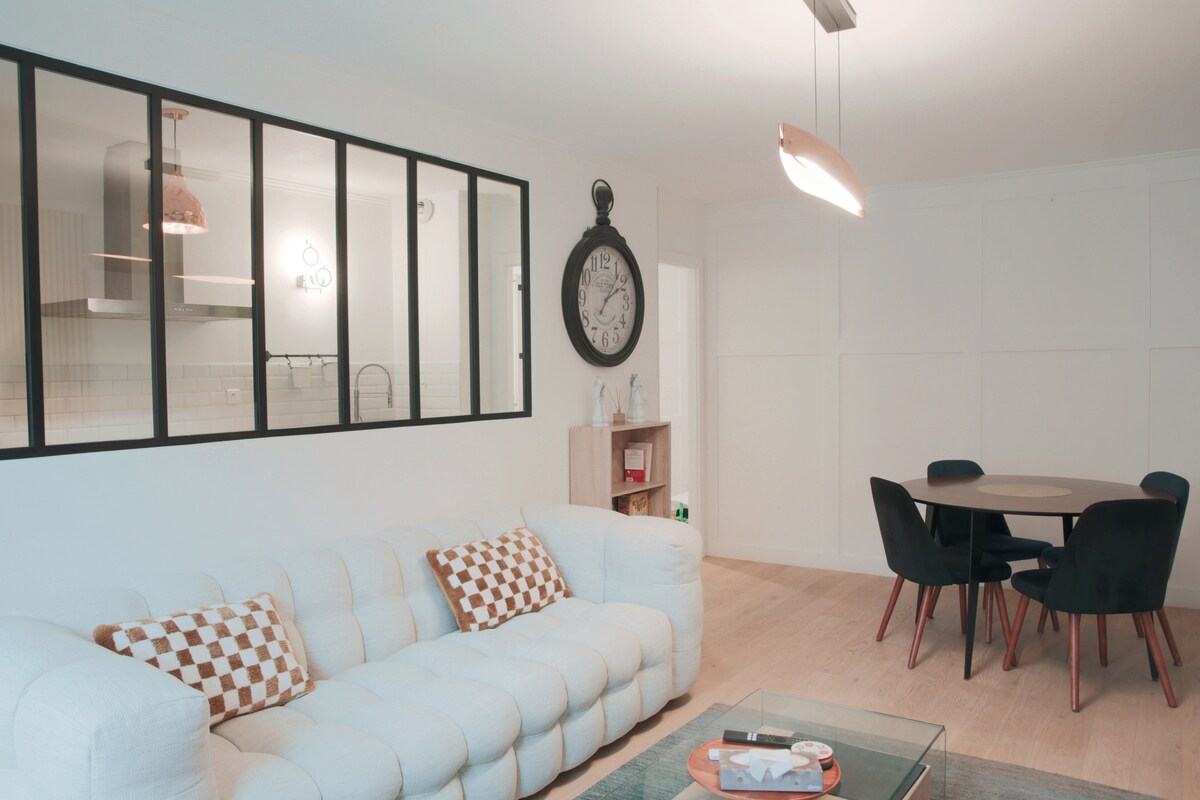 Successful Airbnb property: Bright 3 rooms with all the comforts in Cronenbourg