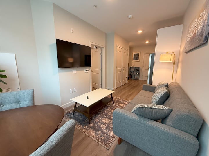 Chic Bethlehem Condo | Walk To Main Street - Musikfest