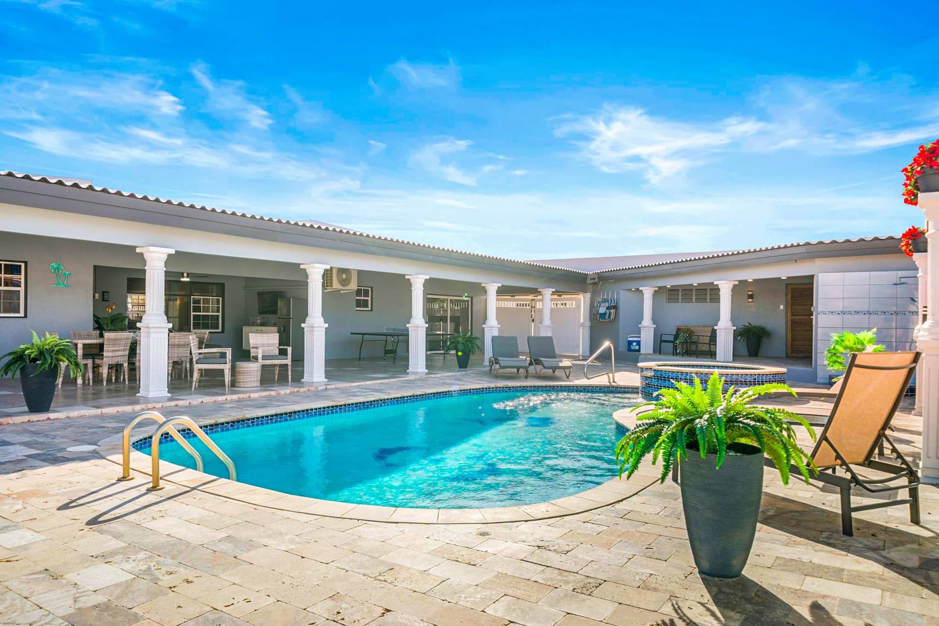 Incredible 4 BR Home with Private Pool Near Ocean