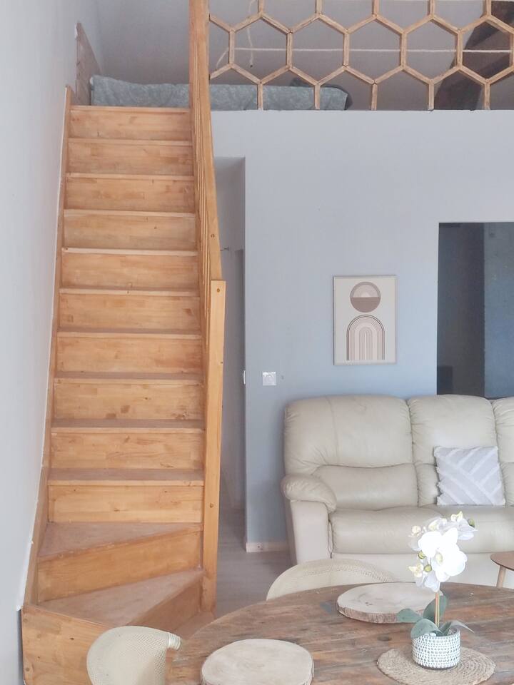 Logement De 70 M².
Parking Et Terrasse. - Sigean