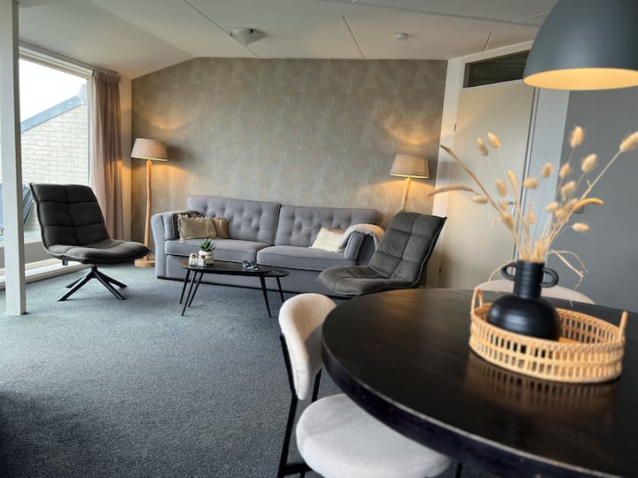 Uniek Appartement Met Meerzicht En Zonsondergang - Giethoorn