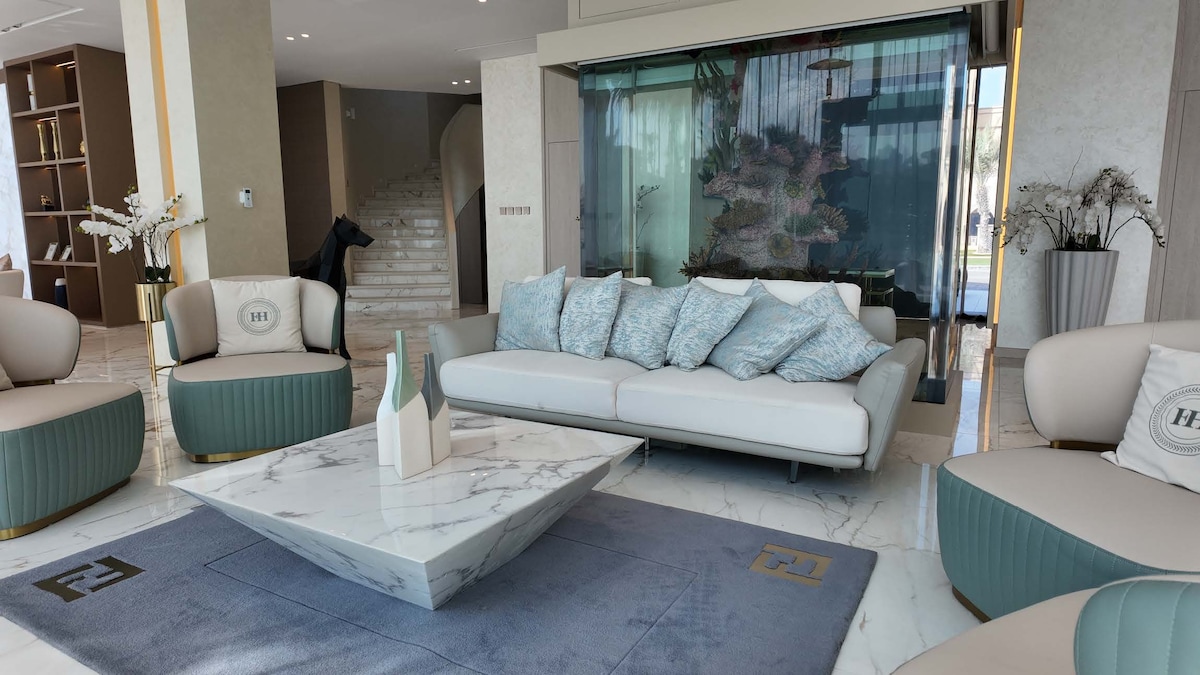 Luxury Oasis Private Villa in Palm - 4