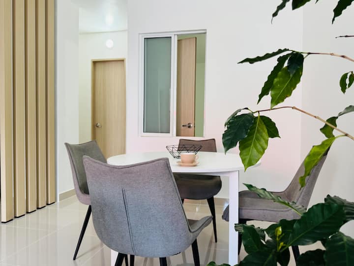 Apto Jardín 101 • Moderno Y Excelente Ubicación. - Cali